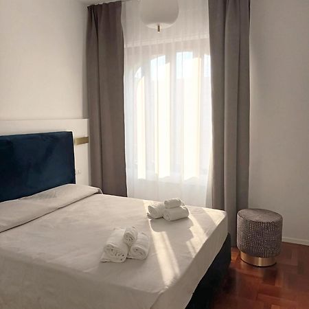 B&Bari, Via Crollalanza, Le Case Di Aurelia Guesthouse Esterno foto